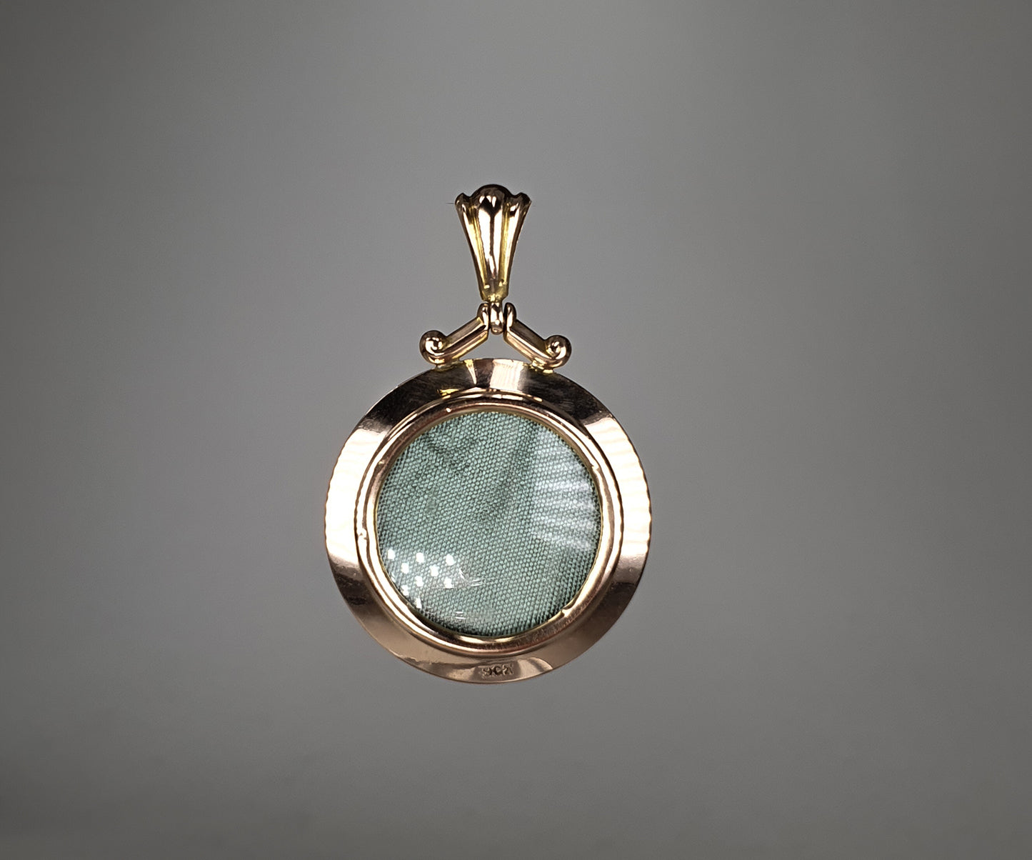 Edwardian Double Sided Locket Pendant in Gold
