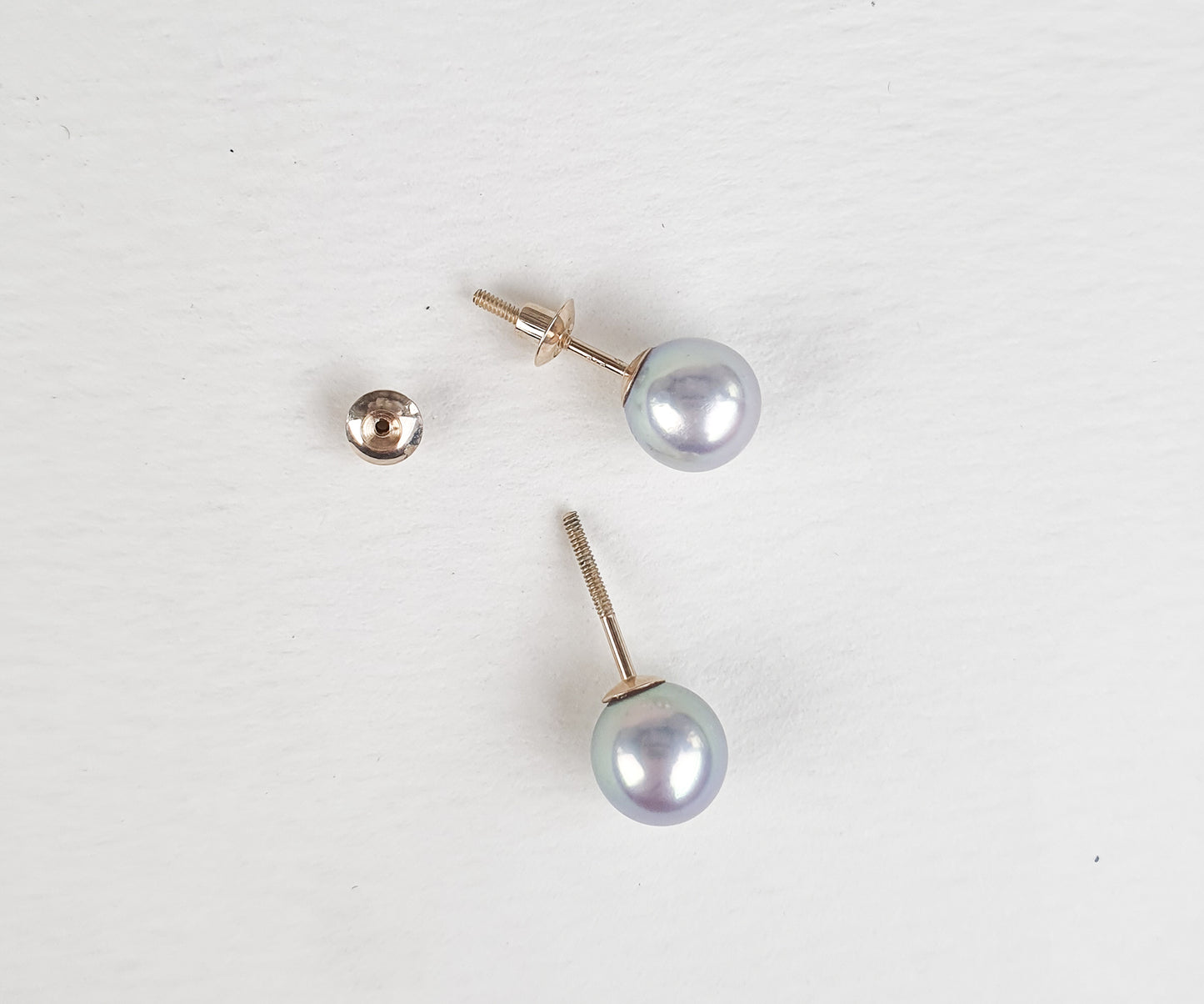 Stunning Grey Pearl Ear Stud Screw Back Earrings