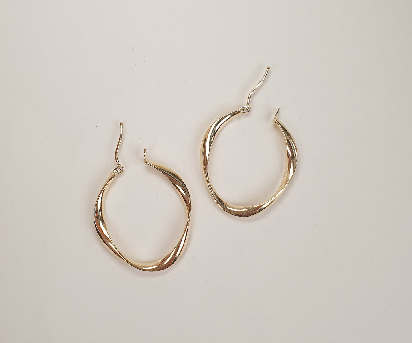 Large Twisted Ribbon Hoop Earrings