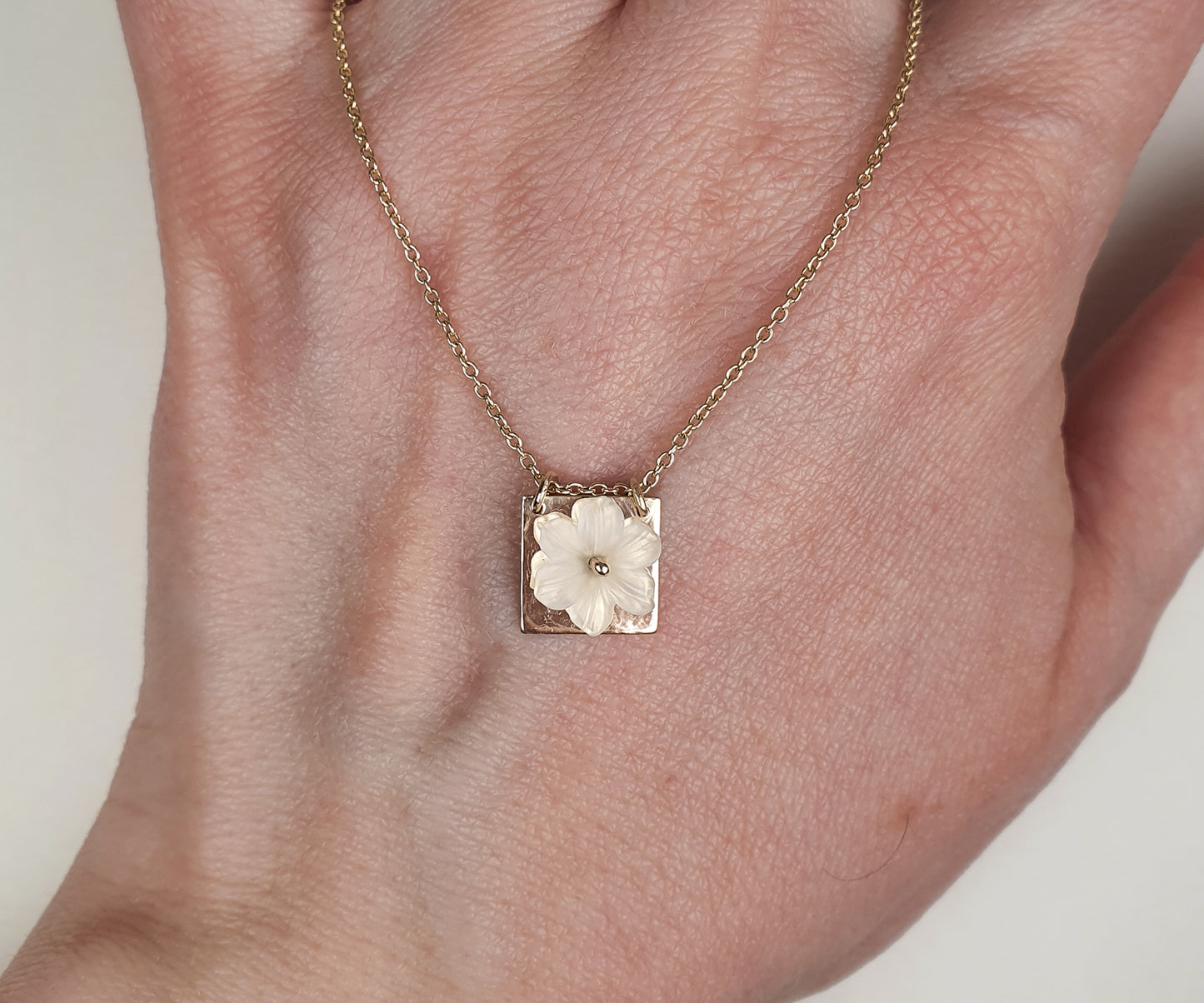 Rock Crystal Flower Necklace in Solid Gold