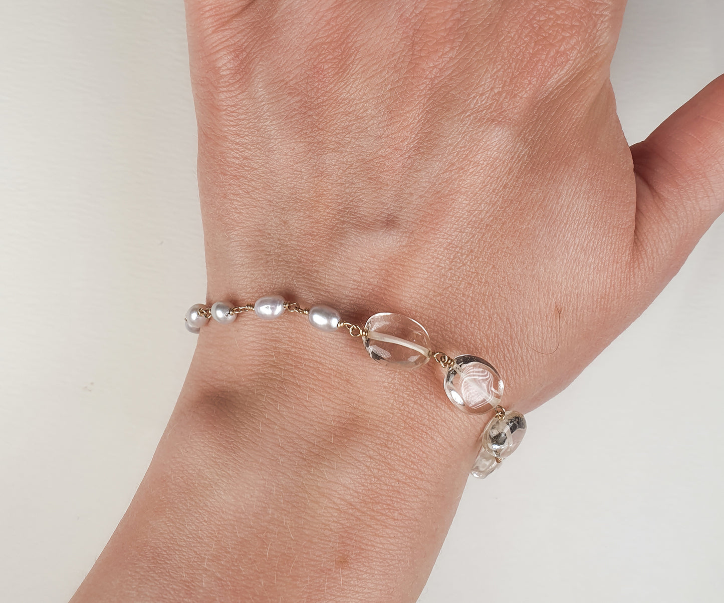 Citrine, Grey Pearl and 9ct Gold Bracelet