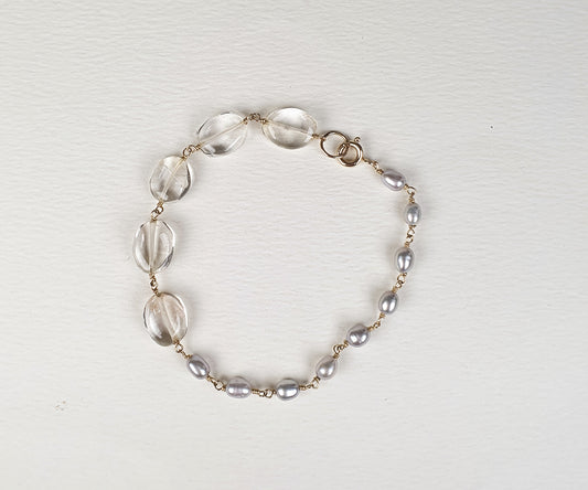 Citrine, Grey Pearl and 9ct Gold Bracelet