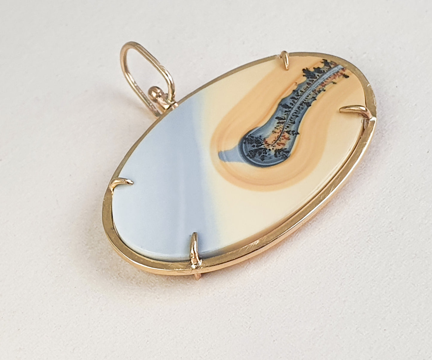 Maligano Landscape Jasper Pendant in Gold