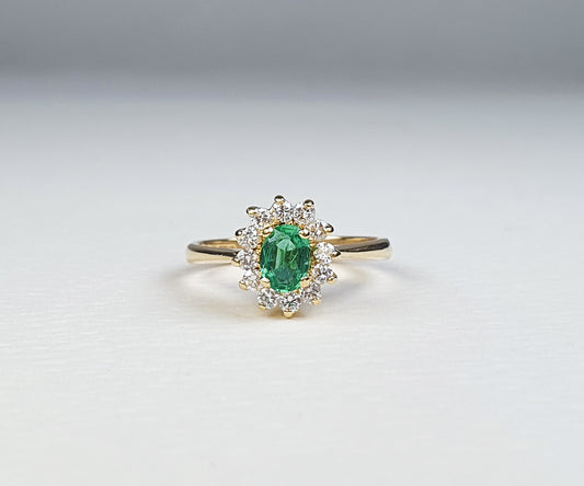 Vintage Emerald and Diamond Halo Cluster Ring in 18ct Yellow Gold