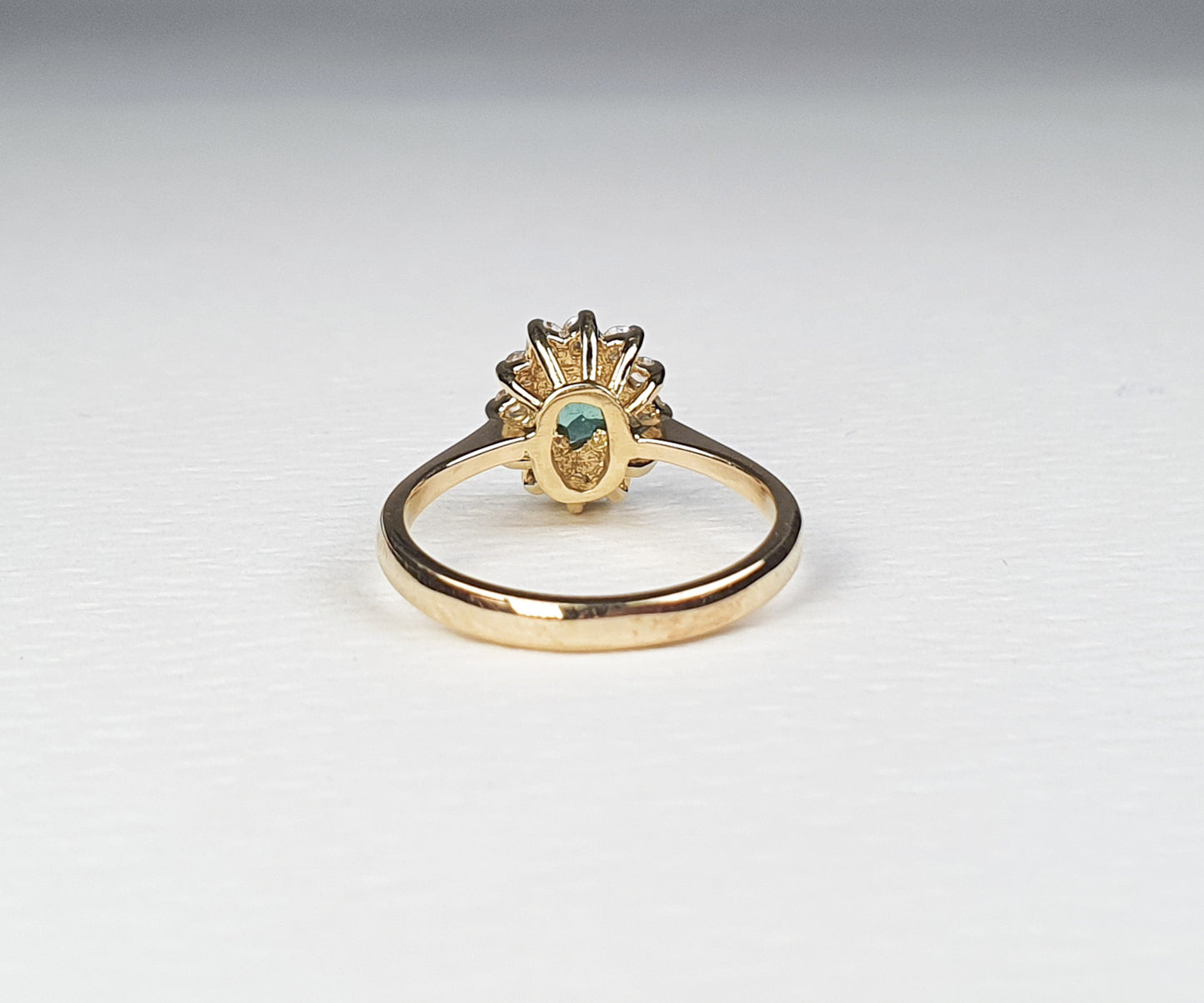 Vintage Emerald and Diamond Halo Cluster Ring in 18ct Yellow Gold