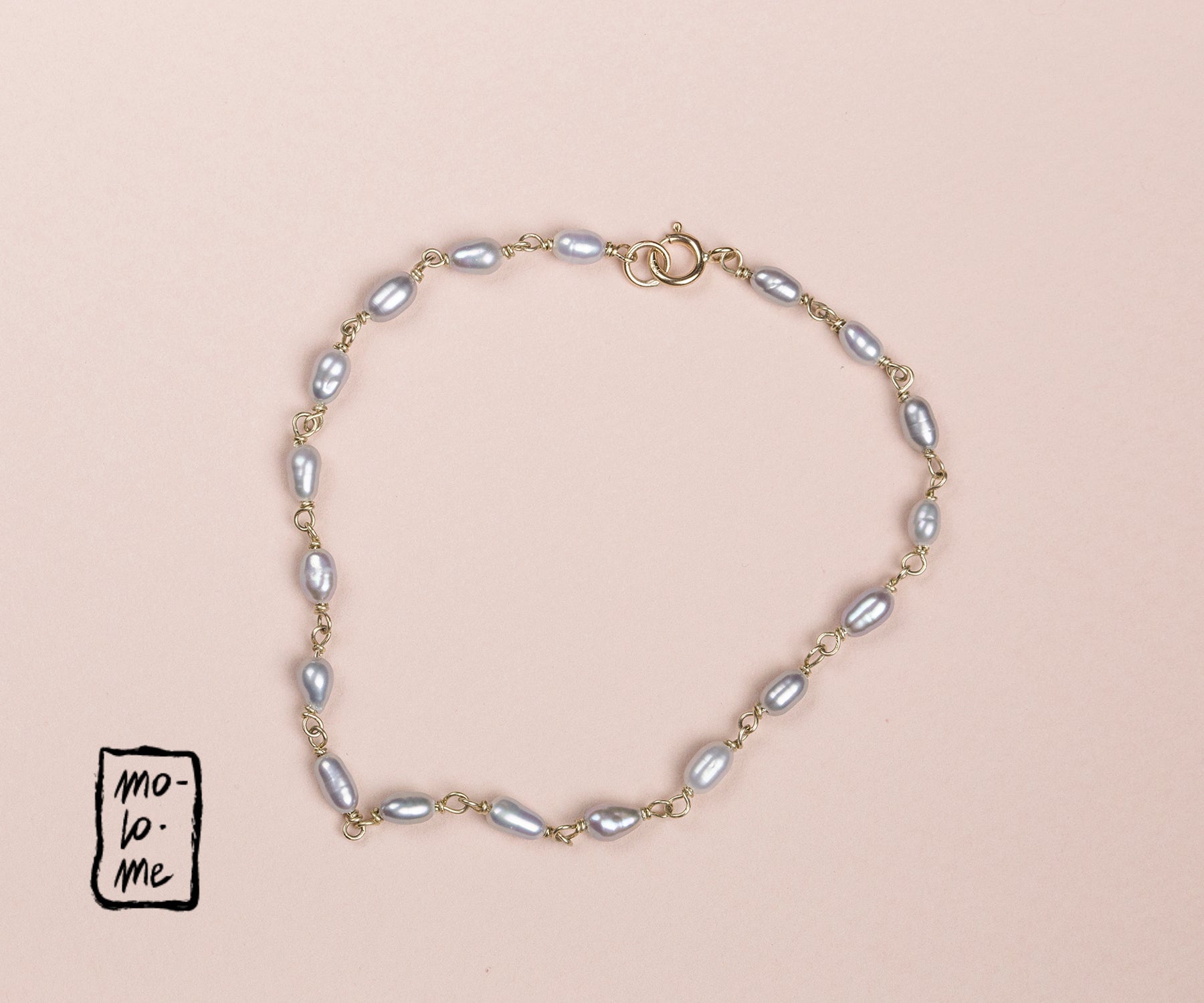 Grey Freshwater Pearl and Gold Chain Bracelet