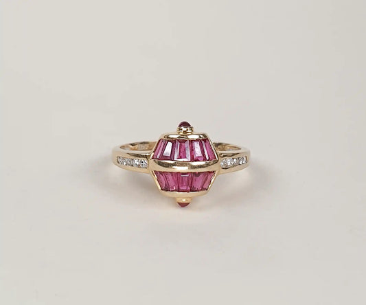 Vintage Diamond and Ruby Satellite Ring in 18ct Gold