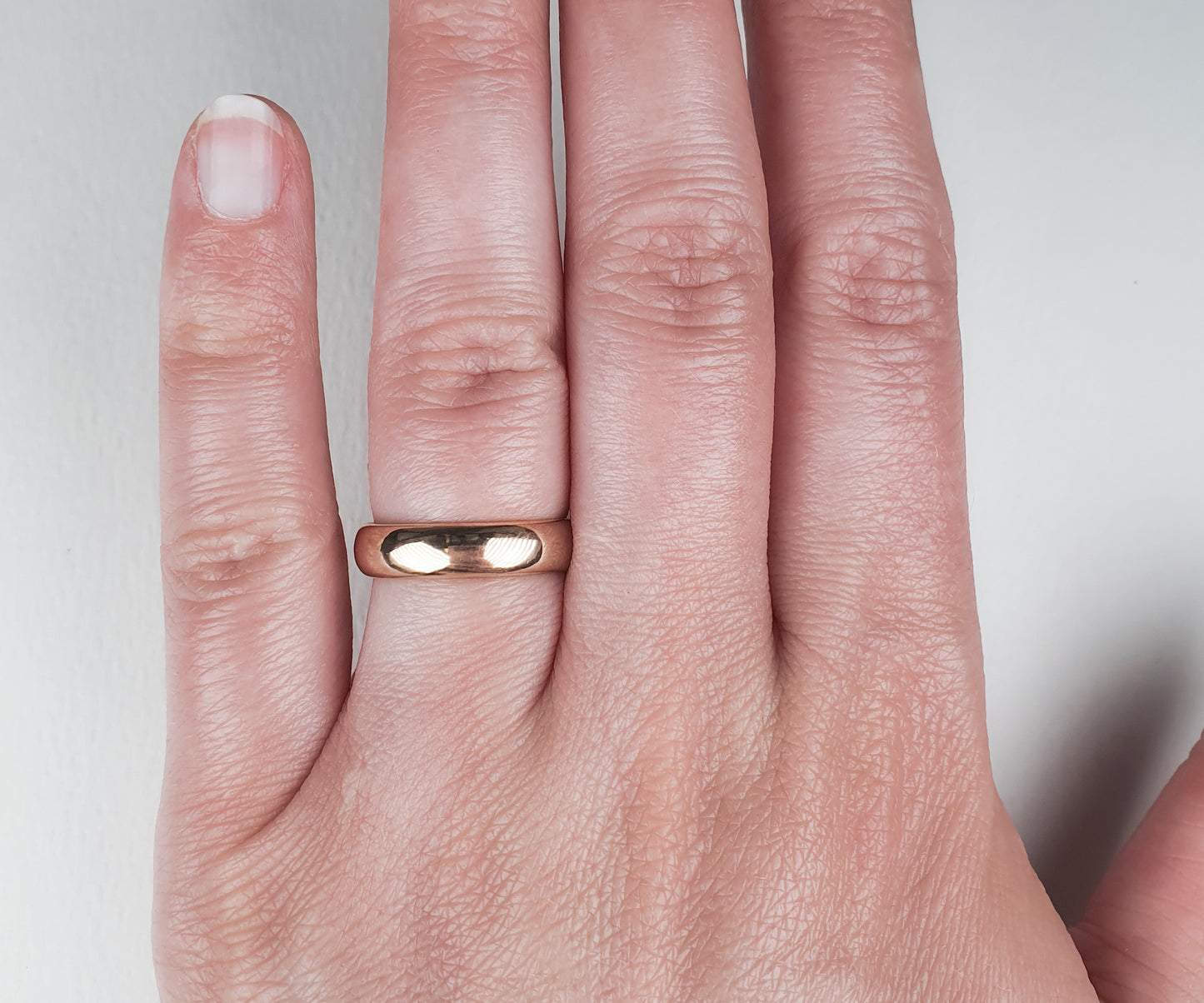 Early Victorian 22ct Yellow Gold Wedding Band