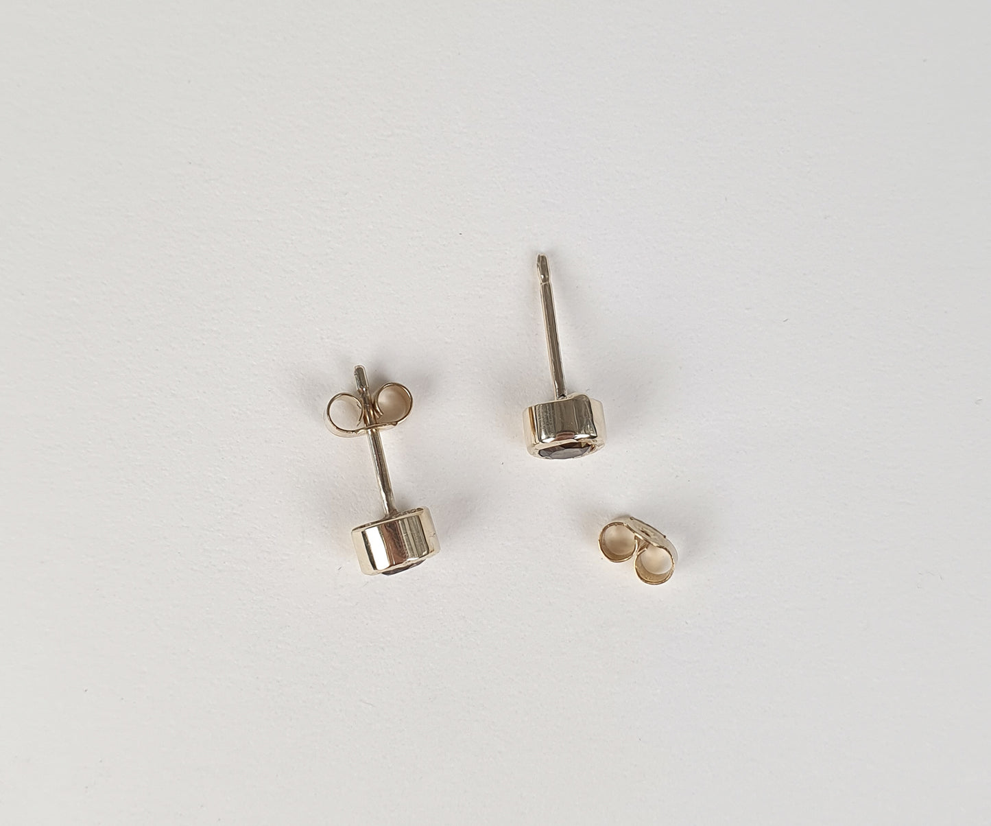 Andalusite and Gold stud Earrings