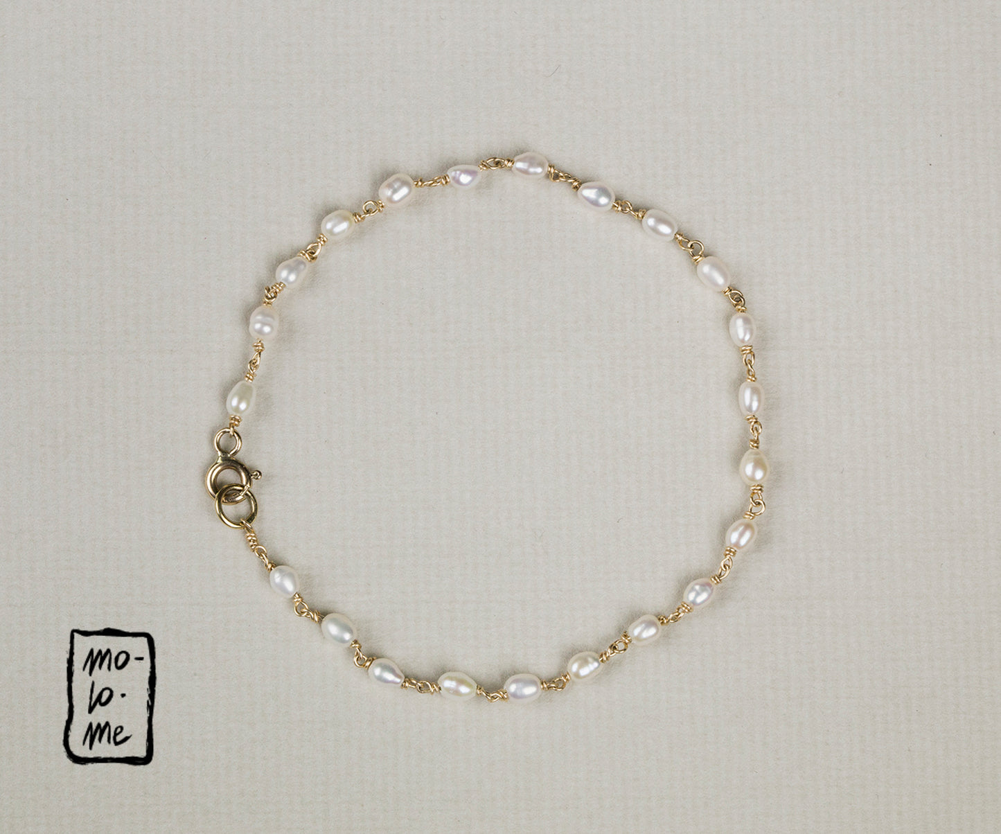 White Freshwater Pearl and Gold Chain Bracelet