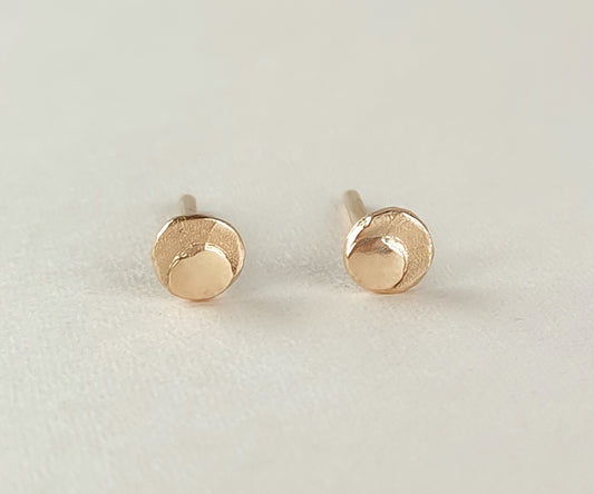Suneclipse Studs in 9ct Gold